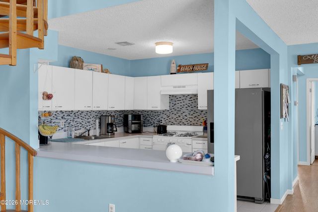 1820 E Pennsylvania Avenue E 4, Ortley Beach, NJ 08751