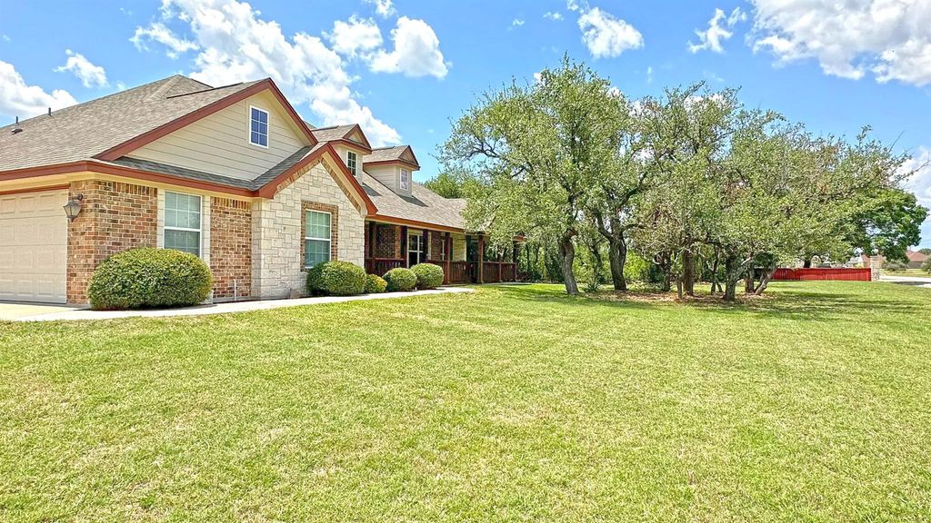 475 County Road 4772, Kempner, TX 76539