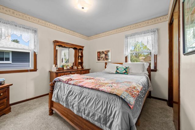 8721 Polk Street NE, Blaine, MN 55434