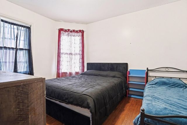 31 Franklin Ave, Chelsea, MA 02150