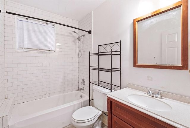 31 Franklin Ave, Chelsea, MA 02150