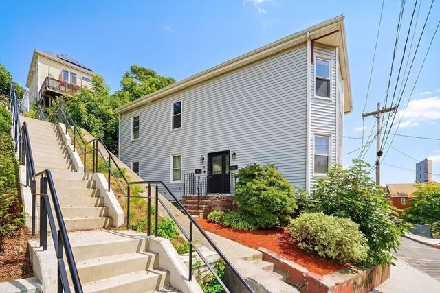 31 Franklin Ave, Chelsea, MA 02150