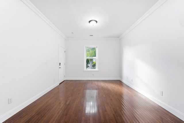 31 Franklin Ave, Chelsea, MA 02150