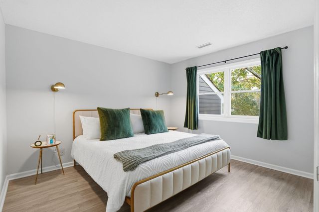 629 Bay Tree Court, Mount Pleasant, SC 29464