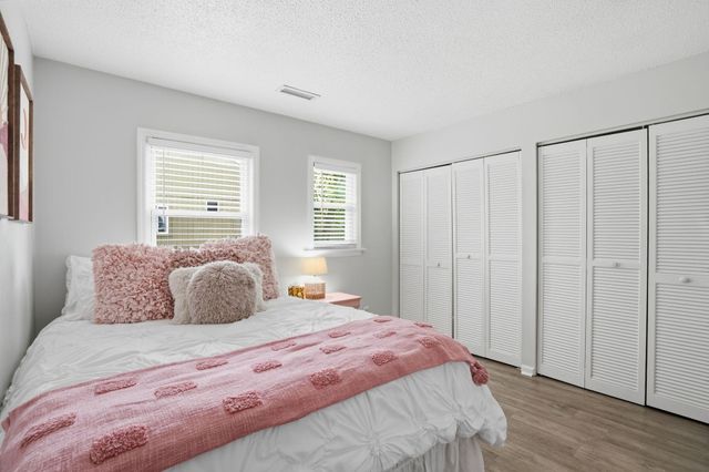 629 Bay Tree Court, Mount Pleasant, SC 29464