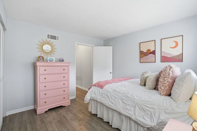 629 Bay Tree Court, Mount Pleasant, SC 29464