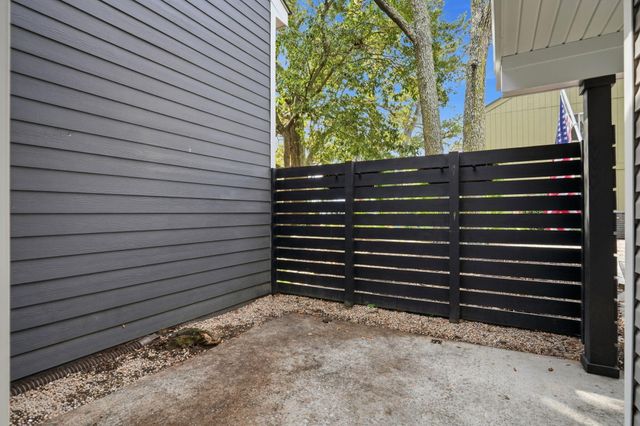 629 Bay Tree Court, Mount Pleasant, SC 29464