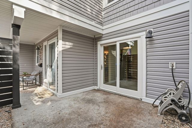629 Bay Tree Court, Mount Pleasant, SC 29464
