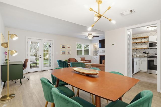 629 Bay Tree Court, Mount Pleasant, SC 29464