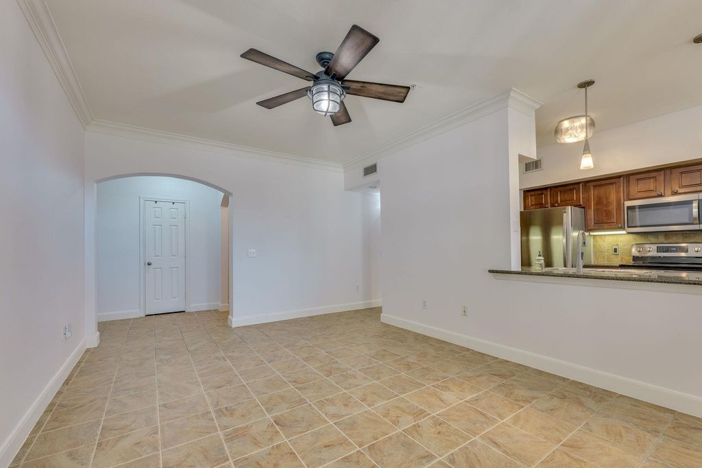7701 Rialto BLVD 1116, Austin, TX 78735