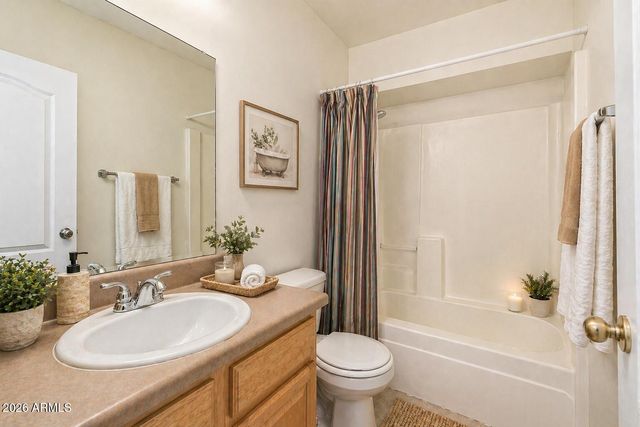 907 E LINCOLNWOOD Circle, Casa Grande, AZ 85194