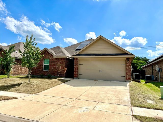 3303 Knoll Drive, Ennis, TX 75119
