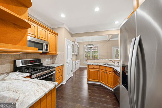 39 Azalea Drive, Hartwell, GA 30643
