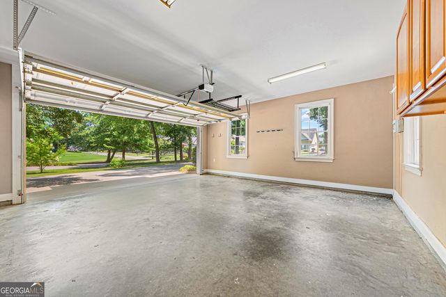 39 Azalea Drive, Hartwell, GA 30643