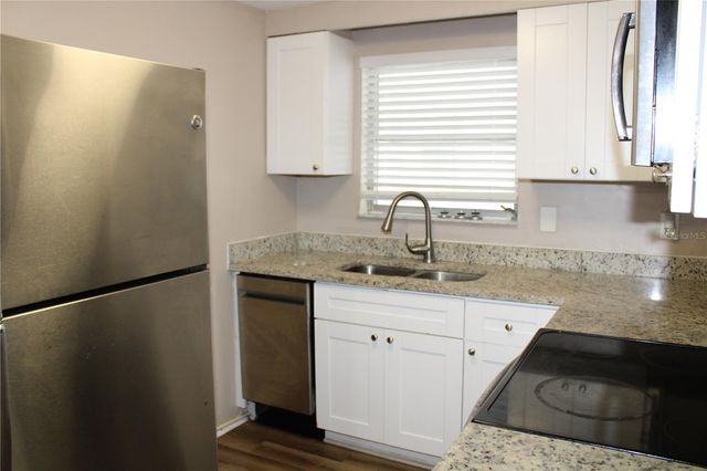 10512 121ST AVENUE, Largo, FL 33773