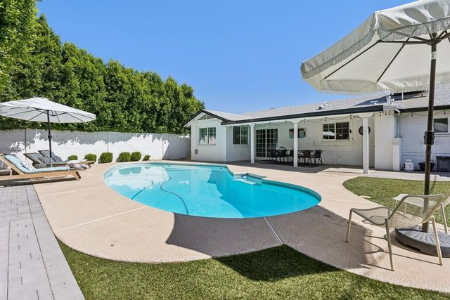 7616 E 3rd Street, Scottsdale, AZ 85251