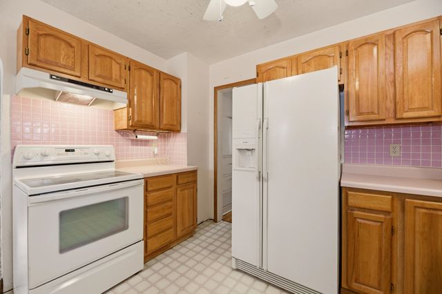 547 S Green, Wichita, KS 67211