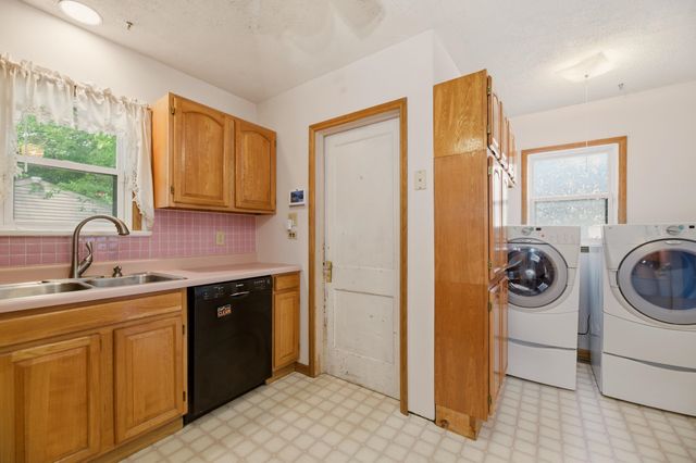547 S Green, Wichita, KS 67211