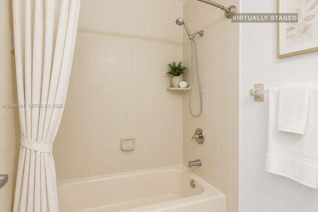 10014 Hammocks Blvd 204-4, Miami, FL 33196