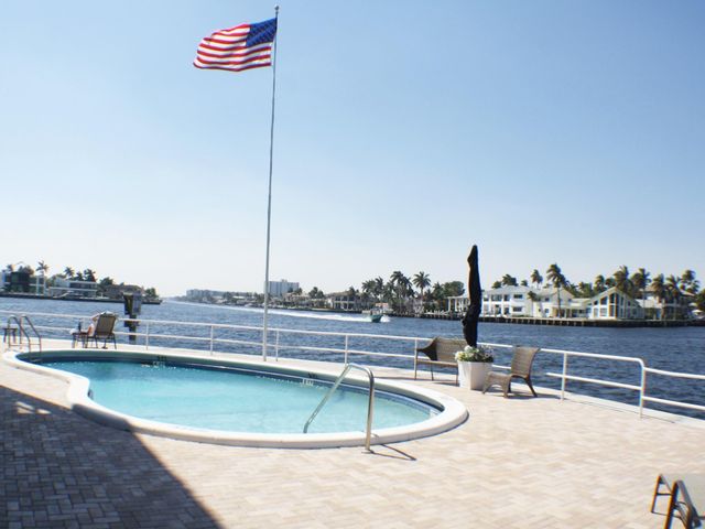 1201 S Riverside Drive 106, Pompano Beach, FL 33062