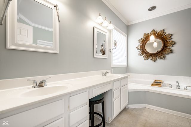 11750 Belle Plaine Boulevard, Fishers, IN 46037