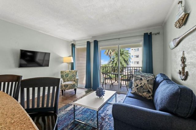 2506 N ROCKY POINT DRIVE 202, Tampa, FL 33607