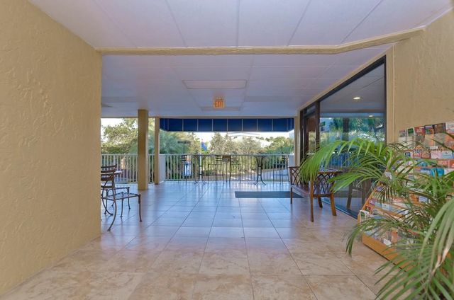 2506 N ROCKY POINT DRIVE 202, Tampa, FL 33607