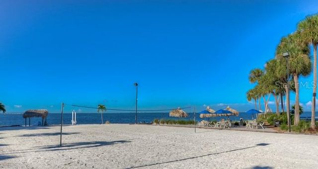 2506 N ROCKY POINT DRIVE 202, Tampa, FL 33607