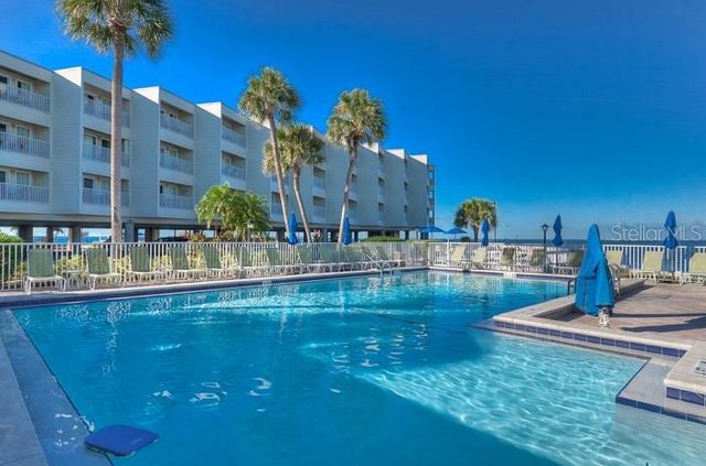 2506 N ROCKY POINT DRIVE 202, Tampa, FL 33607