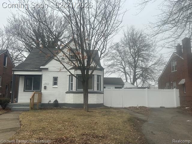 15833 Fordham Street, Detroit, MI 48205