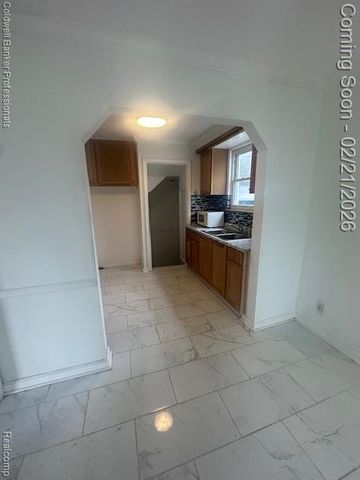 15833 Fordham Street, Detroit, MI 48205