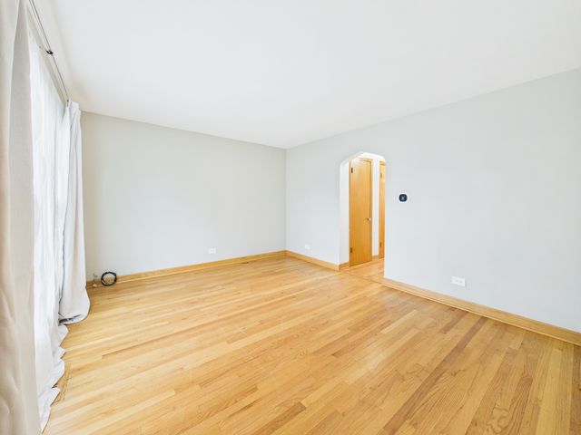 6345 W Peterson Avenue, Chicago, IL 60646