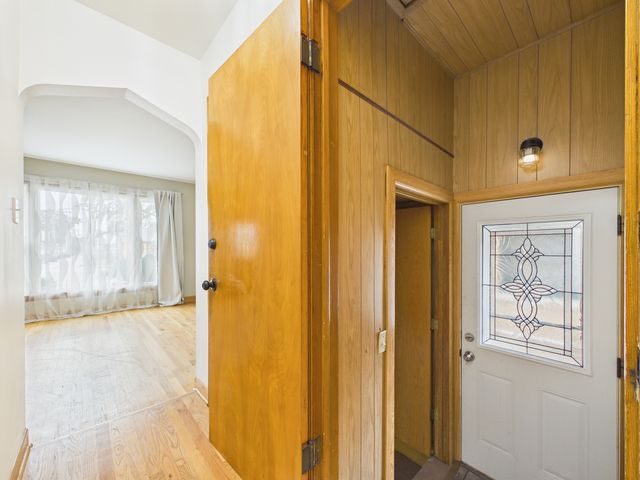 6345 W Peterson Avenue, Chicago, IL 60646