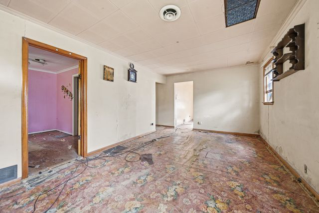 2131 W Exchange Street, Crete, IL 60417