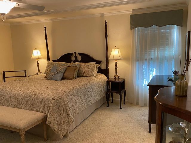 2401 Woodlake Cir, Lodi, CA 95242