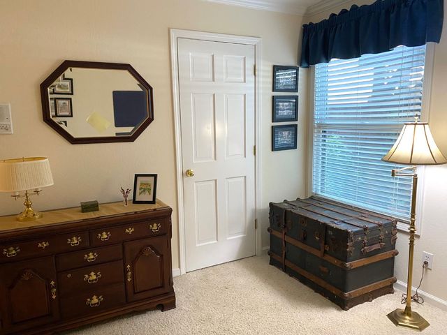 2401 Woodlake Cir, Lodi, CA 95242
