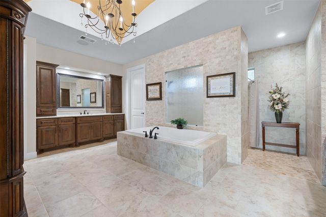 10343 Henley Cove, Iola, TX 77861