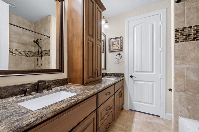 10343 Henley Cove, Iola, TX 77861