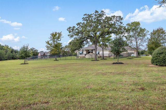 10343 Henley Cove, Iola, TX 77861