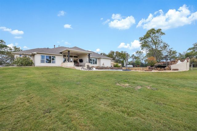10343 Henley Cove, Iola, TX 77861