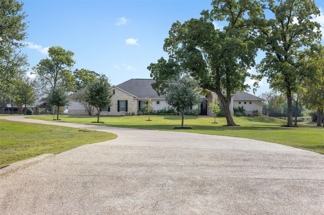 10343 Henley Cove, Iola, TX 77861