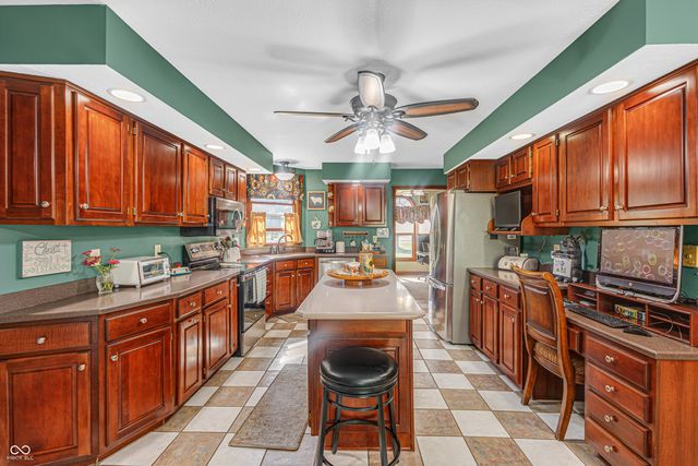 7430 E Stop 11 Road, Indianapolis, IN 46259