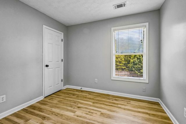 313 Woodland Pass, Canton, GA 30114