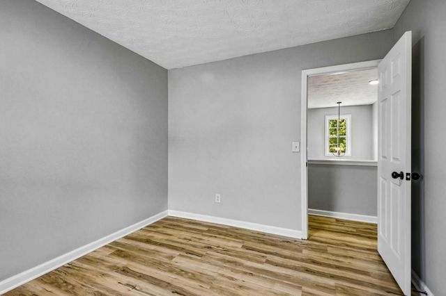 313 Woodland Pass, Canton, GA 30114