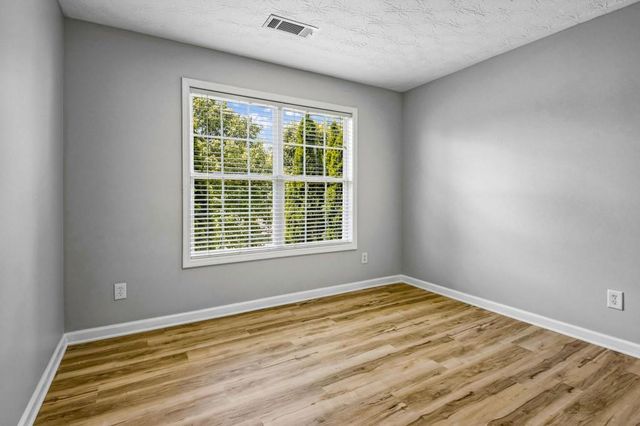 313 Woodland Pass, Canton, GA 30114