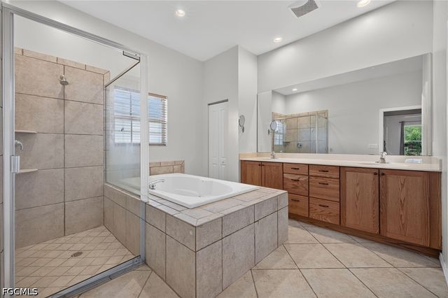 6011 Jadestone AVE, Fort Myers, FL 33905