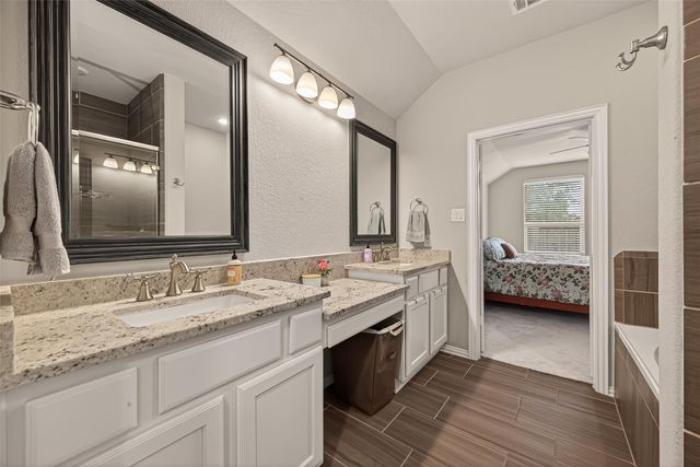 2312 Redwood Ridge Trail, Manvel, TX 77578
