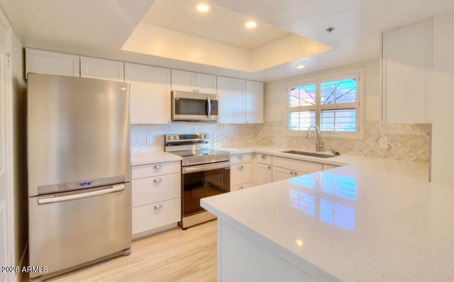 5104 N 32nd Street 408, Phoenix, AZ 85018