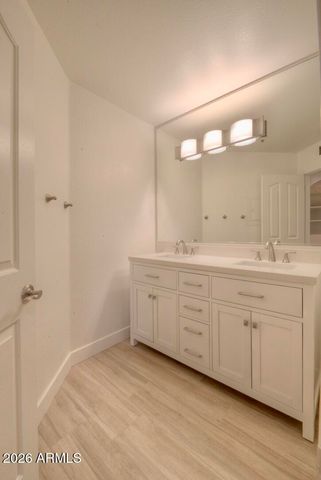 5104 N 32nd Street 408, Phoenix, AZ 85018