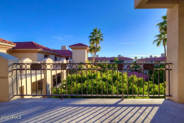 5104 N 32nd Street 408, Phoenix, AZ 85018